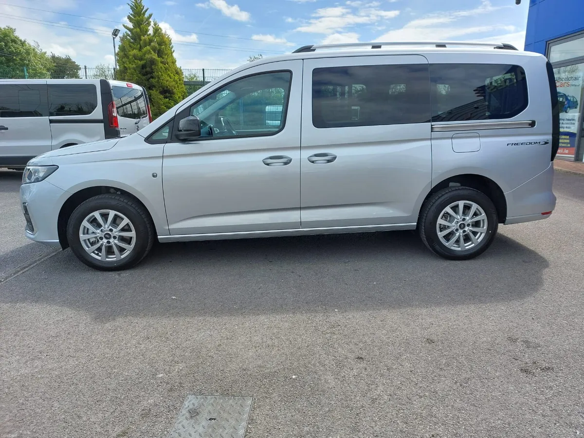 Wheelchair Taxi Spec Ford Tourneo Connect - Image 4