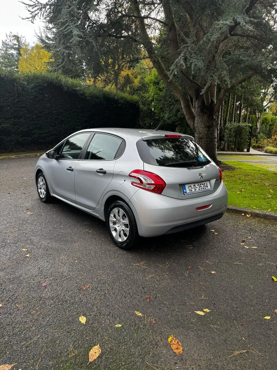 Peugeot 208(12/26 NCT)(low km) - Image 4