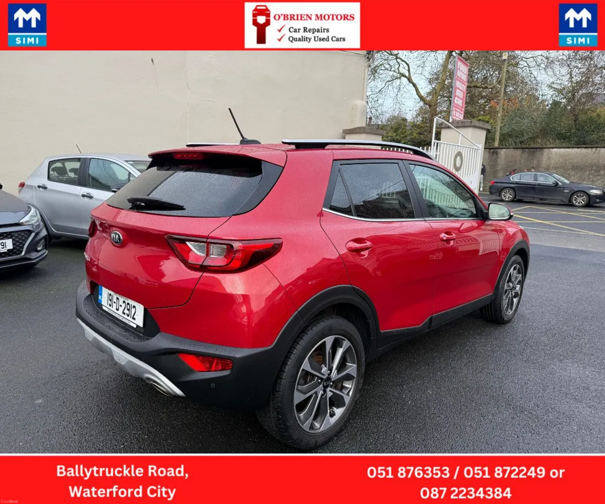 2019 Kia Stonic, Red, 5 Door, Hatchback. - Image 4