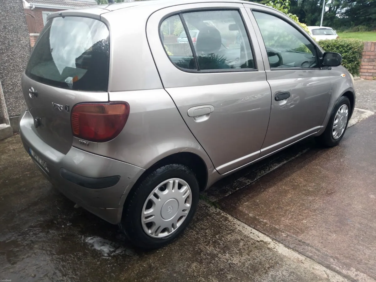 Toyota Yaris - Image 4