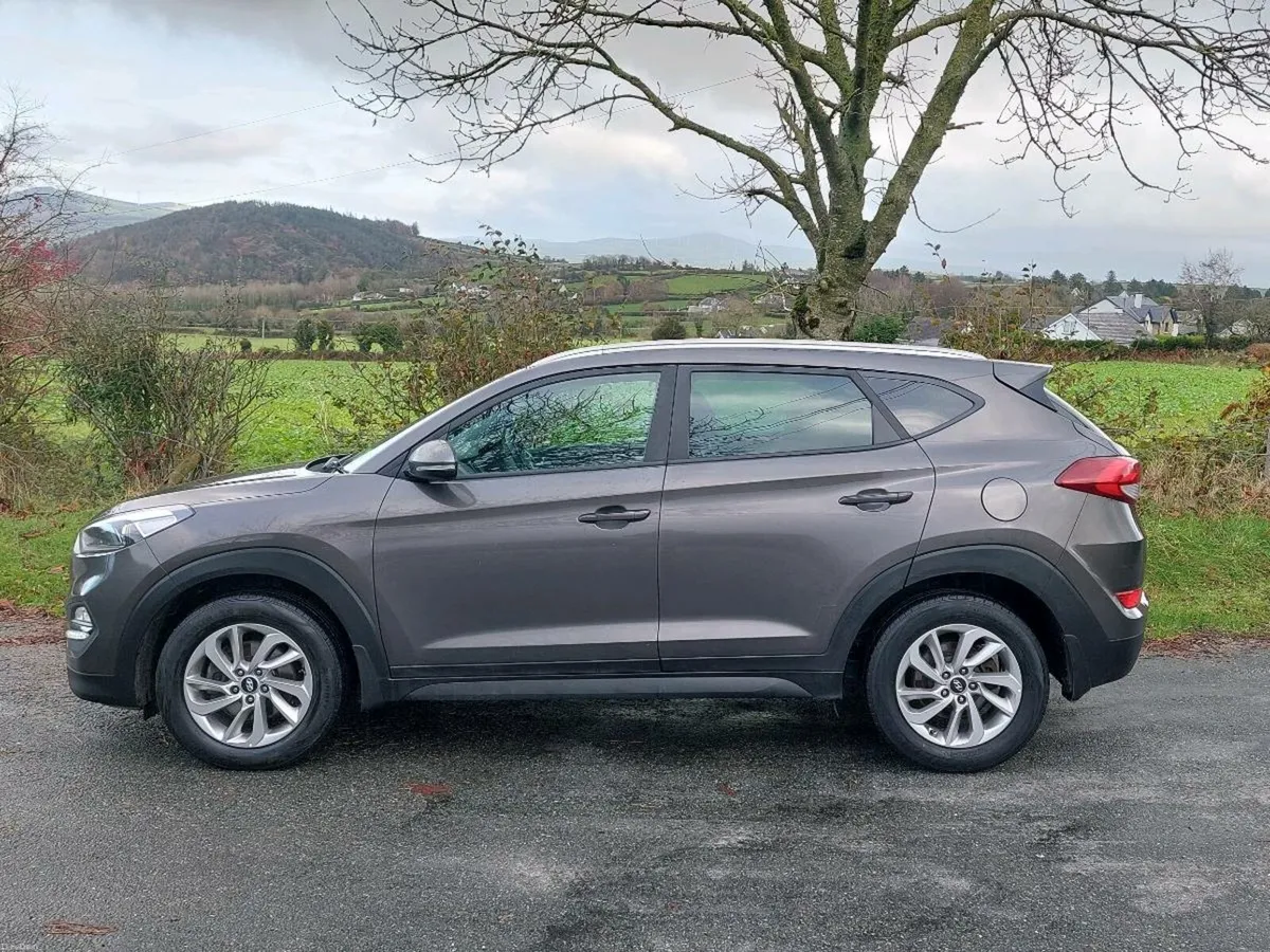 2017 HYUNDAI TUCSON EXECUTIVE 1.7CRDI - Image 2