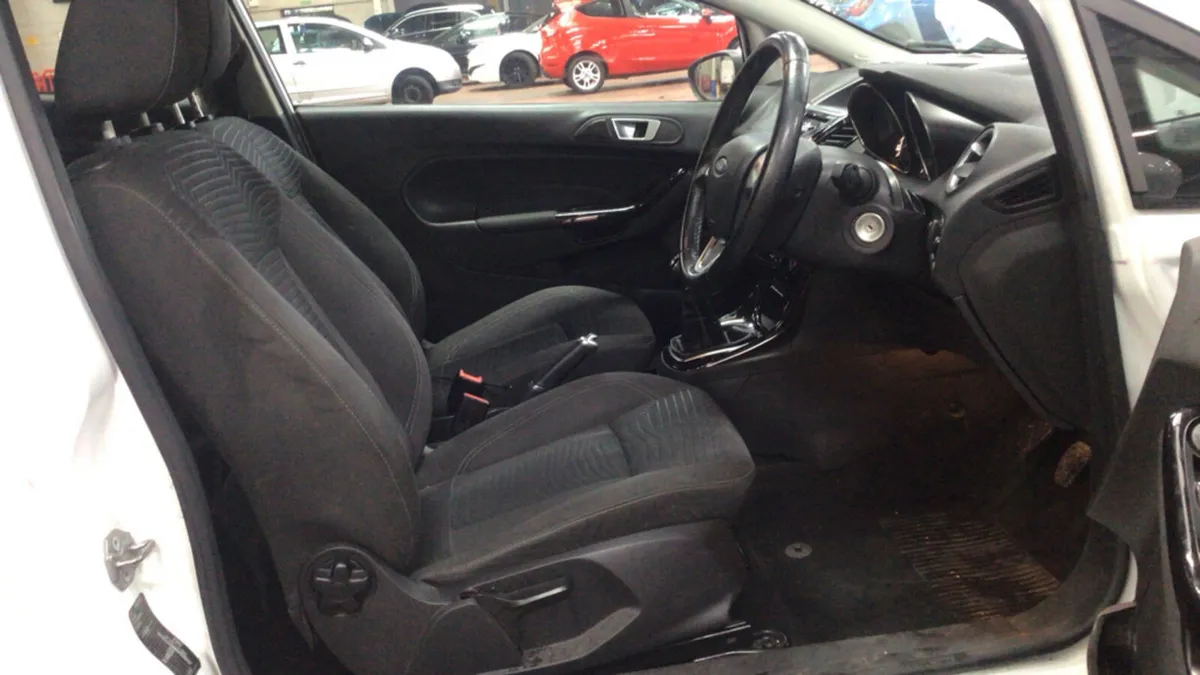 2015 Ford Fiesta 1.2 Petrol - Image 3