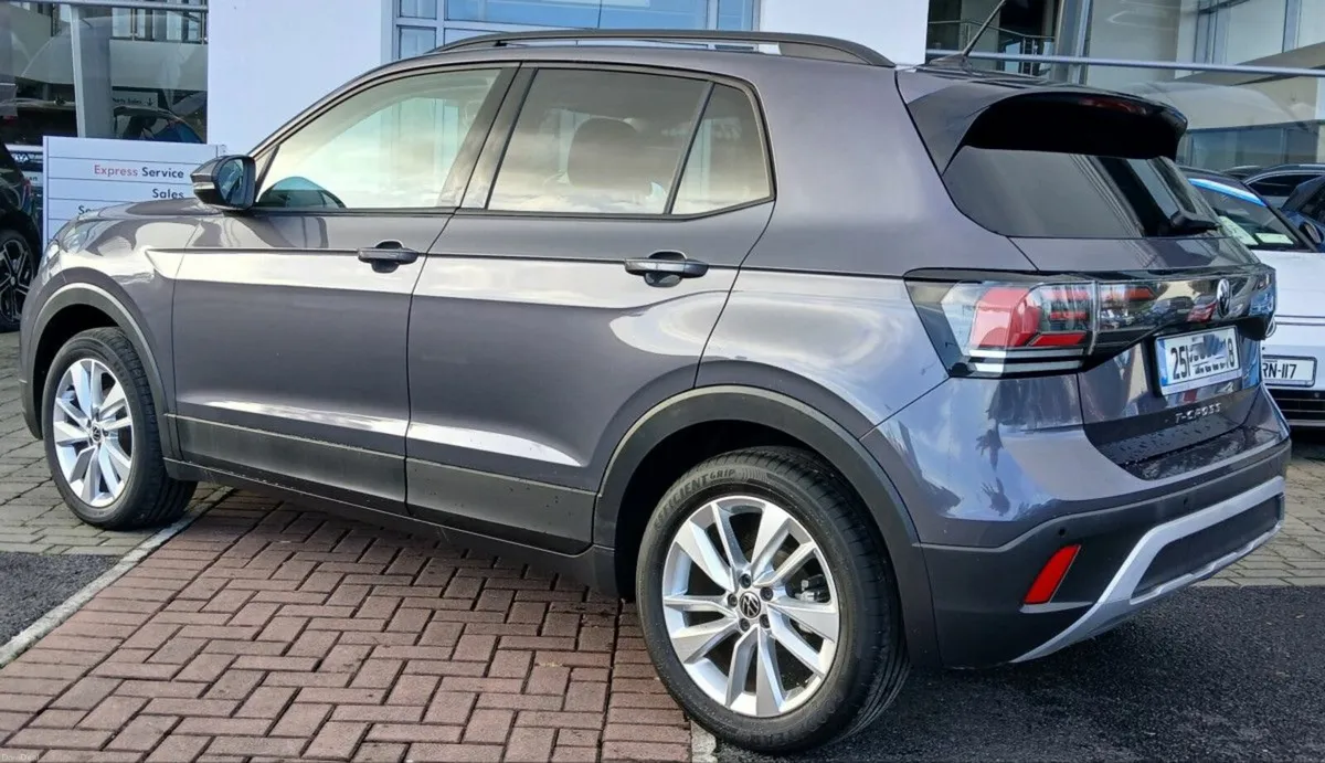 Volkswagen T-Cross Edition 75 1.0 TSI 116HP **AUTO - Image 4