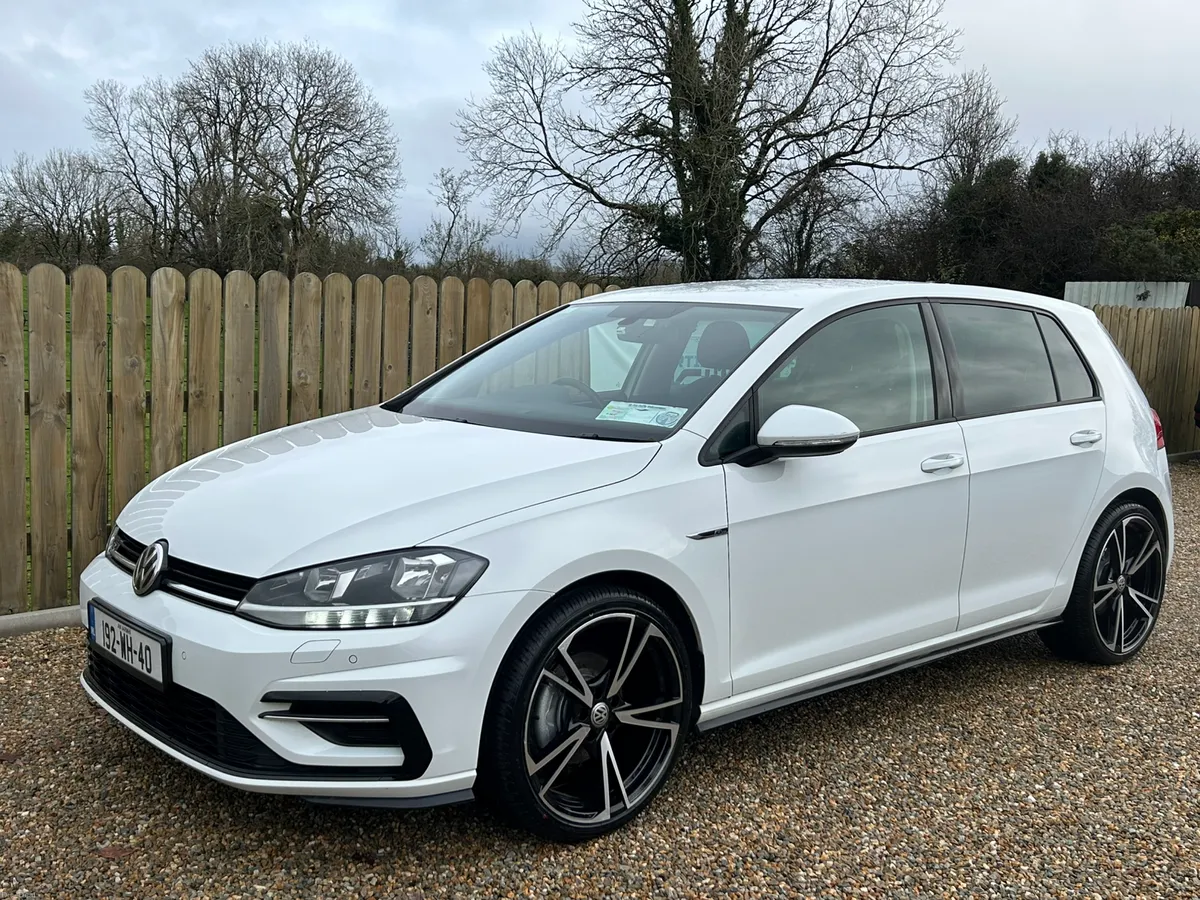 2019 Volkswagen Golf R Line - Image 3