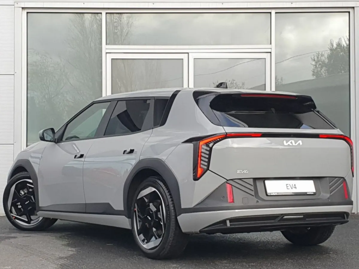 Kia EV4 EV4 5 HB EARTH K3 LR 5DR AUTO - Image 3