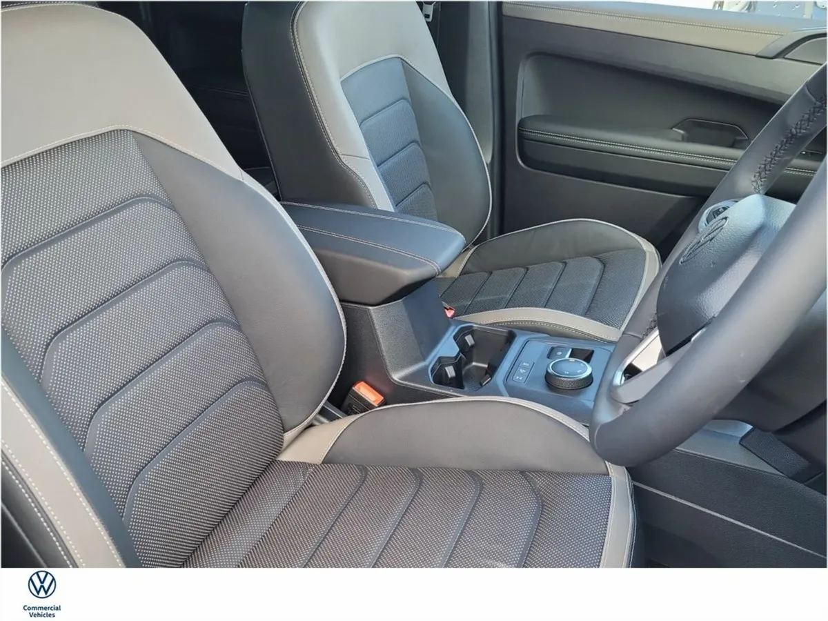 Volkswagen Amarok AVENTURA (5.2) 3.0L 237BHP AUTOM - Image 4