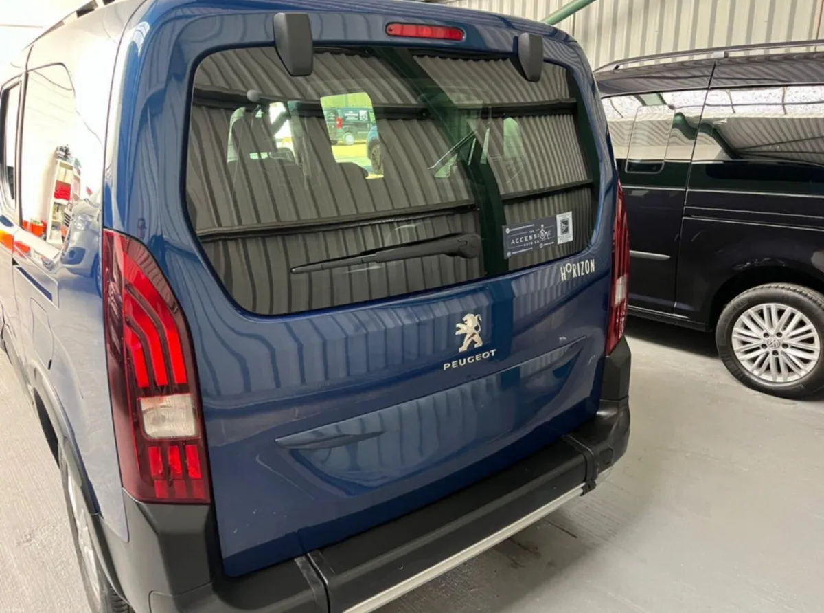 Peugeot  Rifter wheelchair taxi rent - Image 3