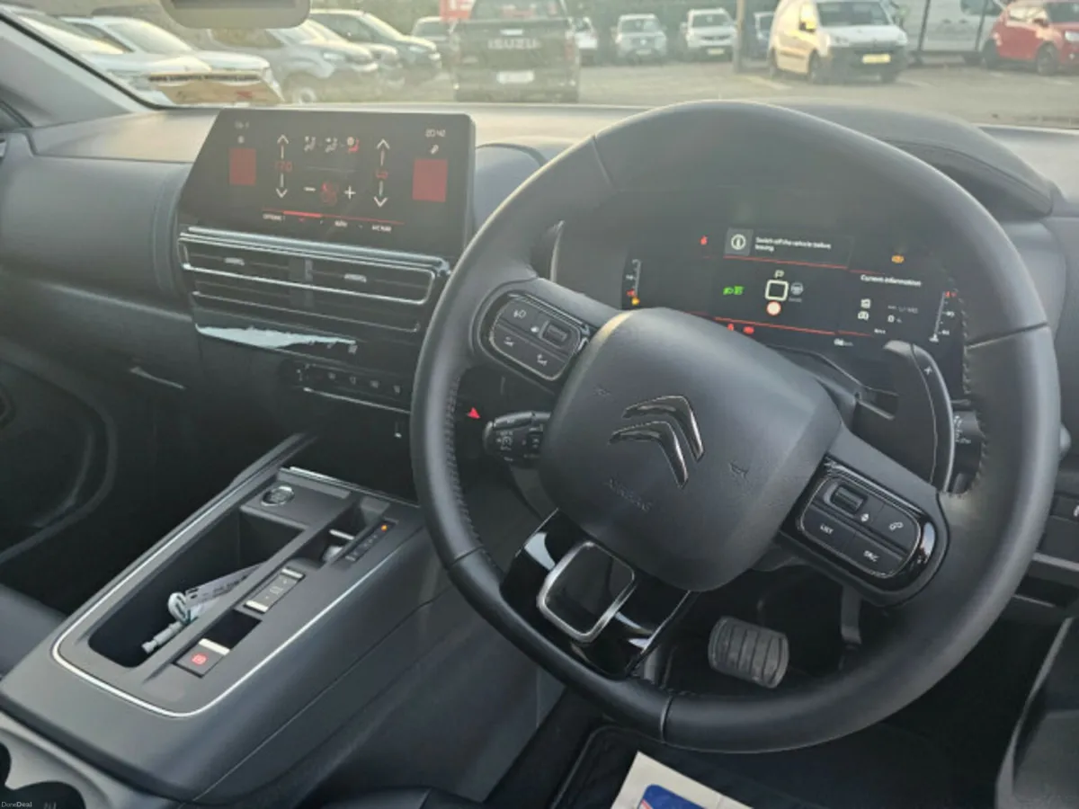 Citroen C5 Aircross MAX Bluehdi 130 EAT8 MY60 4DR - Image 3