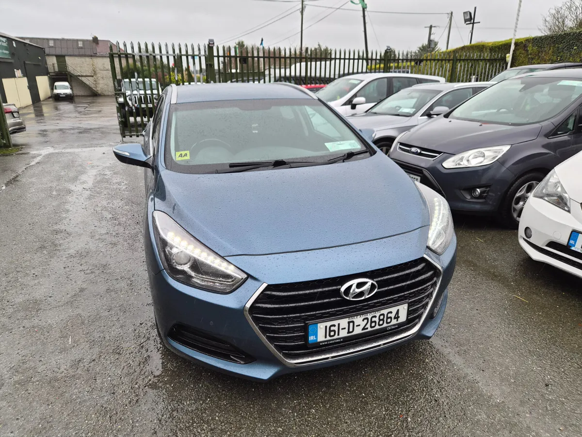 Hyundai i40 2016 Comfort Plus Tourer - Image 2