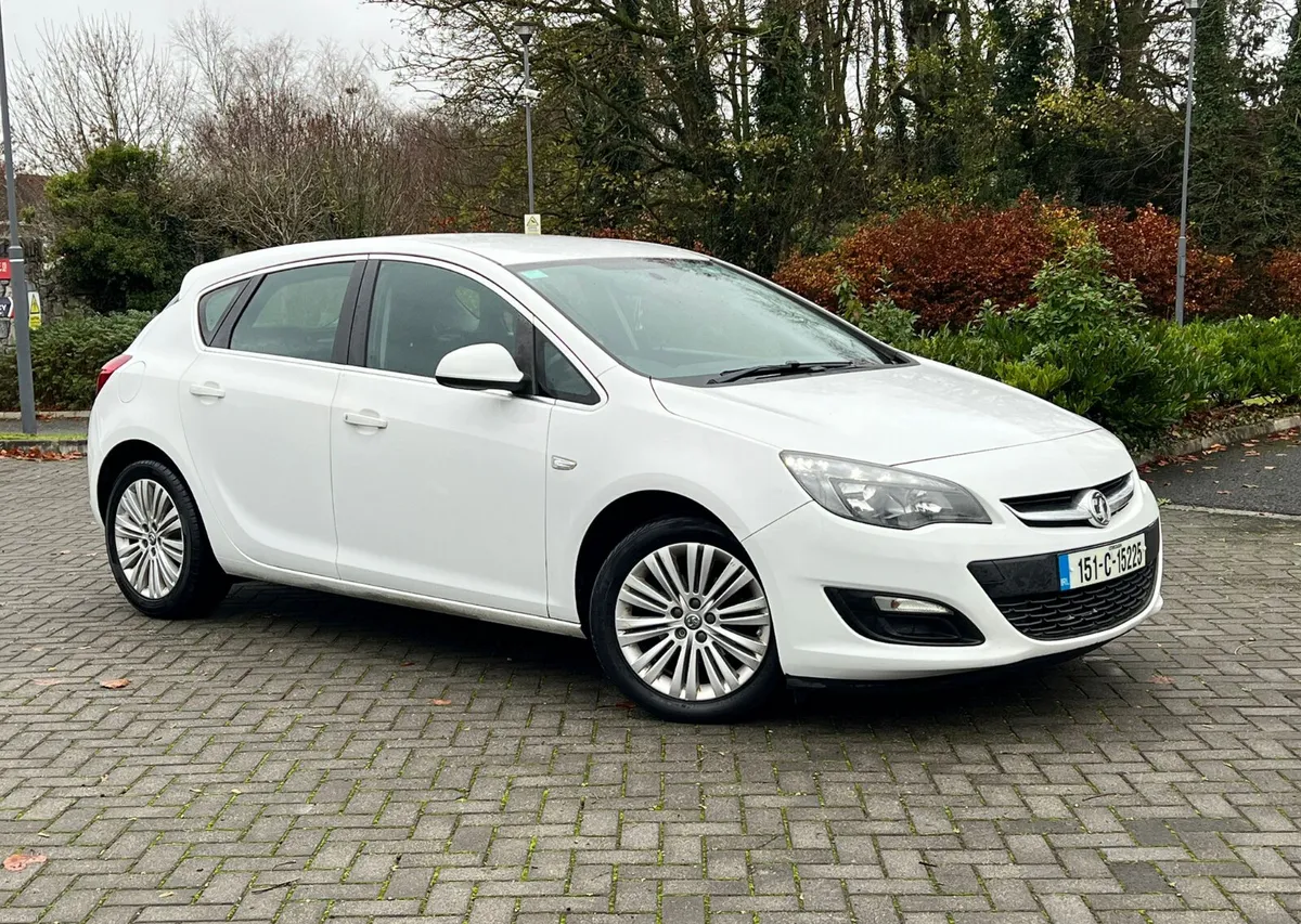 Opel Astra 2015 1.4 Petrol new nct 6/26 tax 7/26 - Image 1