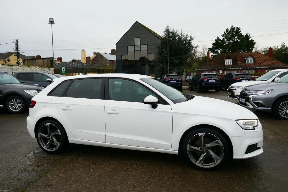 171, AUDI A3 2.0 TDI SE SPORTBACK 150PS 5DR - Image 3
