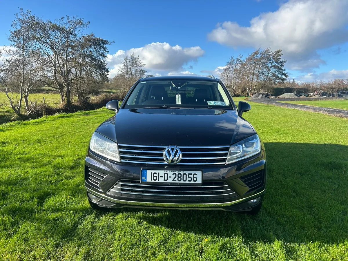VW Touraeg 2016 Crew Cab €333 tax!! Business class - Image 4