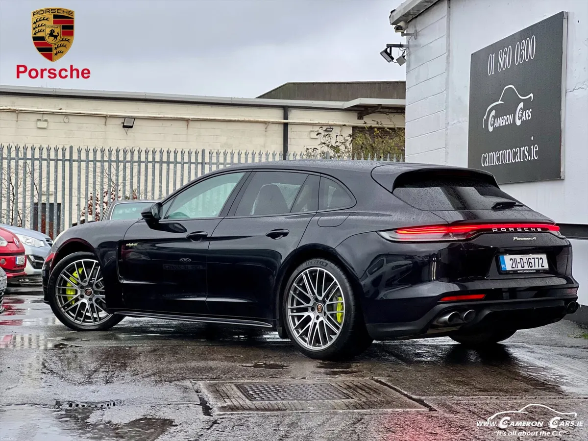 PORSCHE PANAMERA SPORT TURISMO SPORTS CAR - Image 2