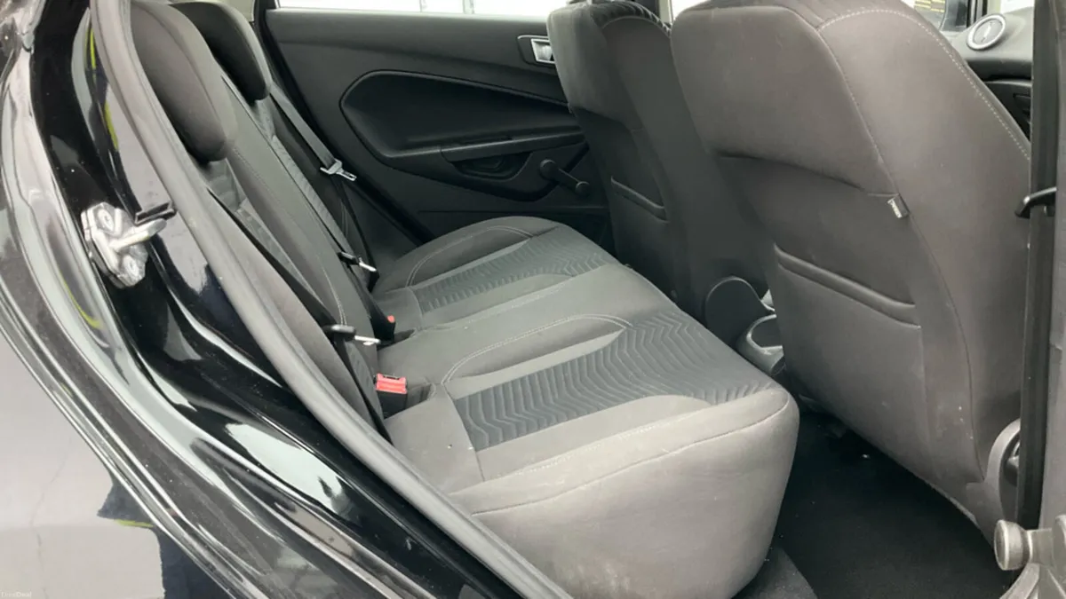 2017 Ford Fiesta 1.0 Petrol ZETEC - Image 4