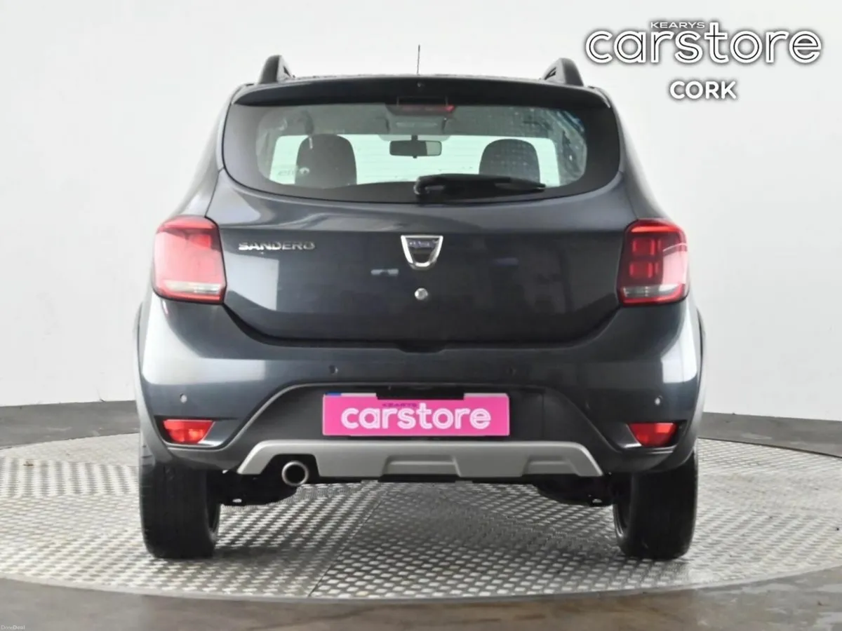 Dacia Sandero Stepway Blue dCi 95 STEPWAY Signatur - Image 4