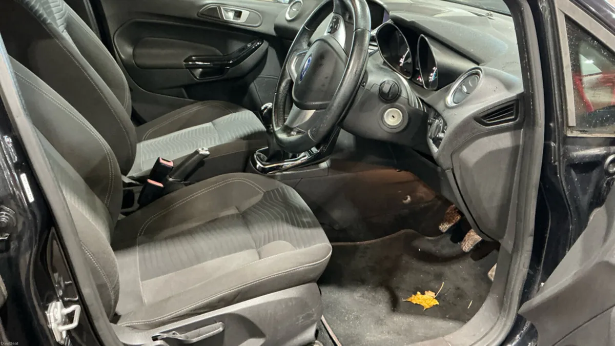 2016 Ford Fiesta 1.0 Petrol ZETEC - Image 3