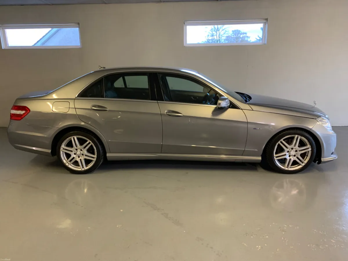 2009 MERCEDES E350 CDI SPORT AUTO - Image 2
