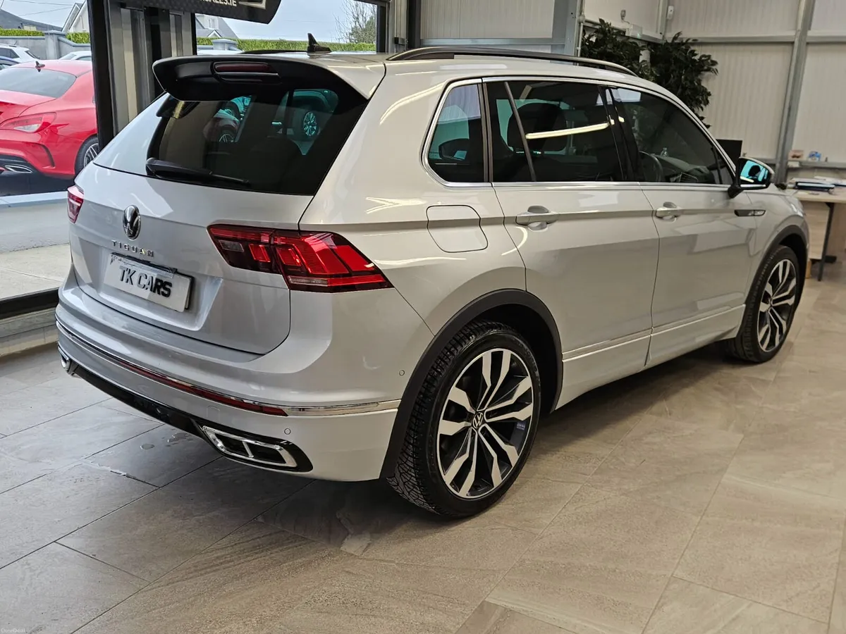 212 VOLKSWAGEN TIGUAN R-LINE - Image 3