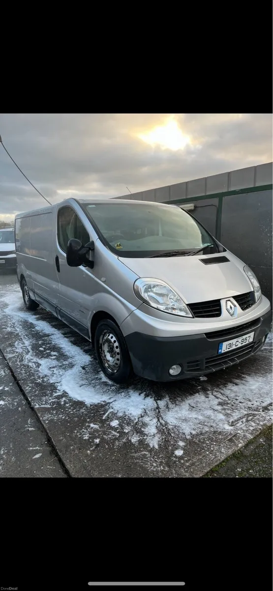 Renault traffic - Image 2