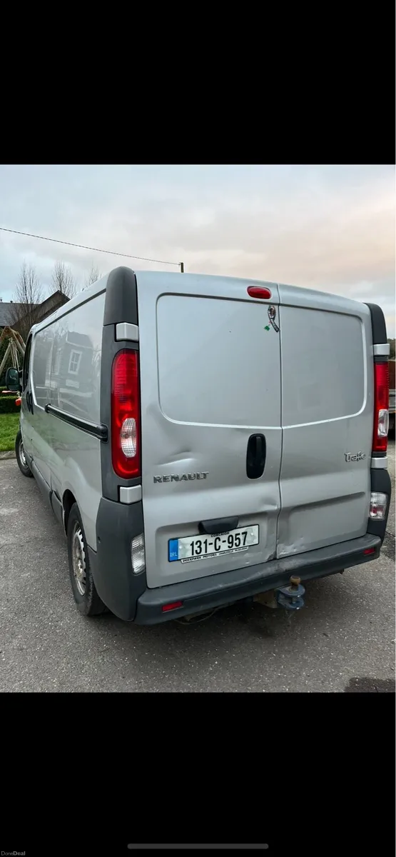 Renault traffic - Image 4