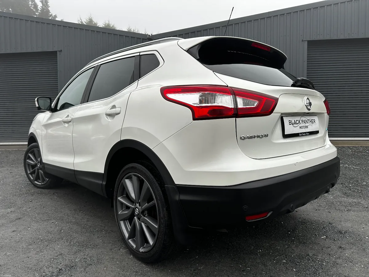 Nissan Qashqai 161’ Premium HIGH SPEC/FRESH NCT - Image 3