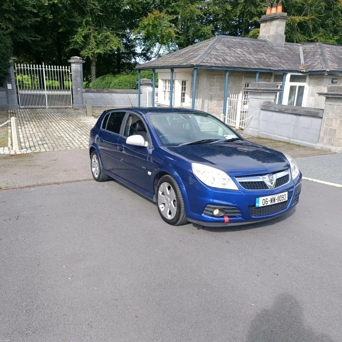 Vauxhall Signum 1.9CDTI Automatic - Image 2