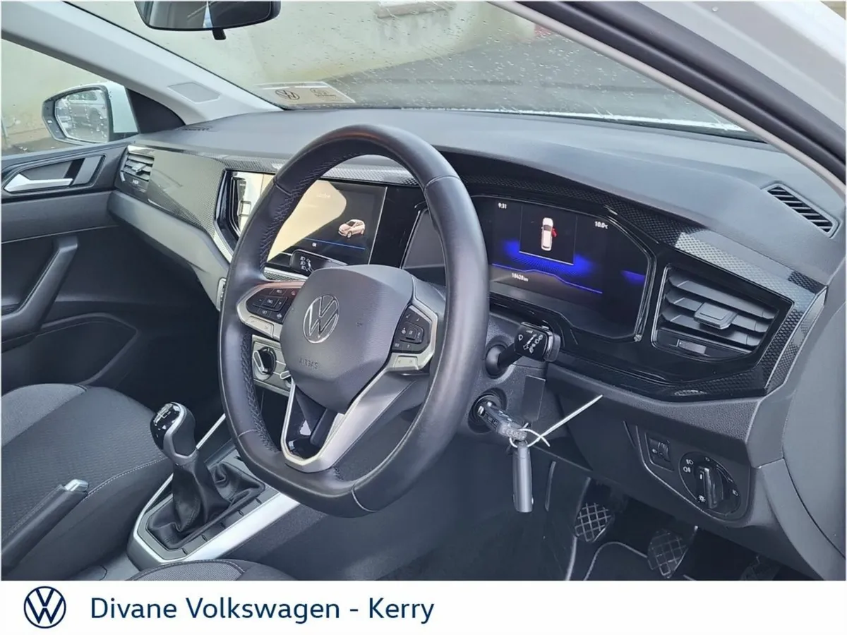 Volkswagen Polo EDITION 75 1.0 TSI PETROL 95HP - Image 4