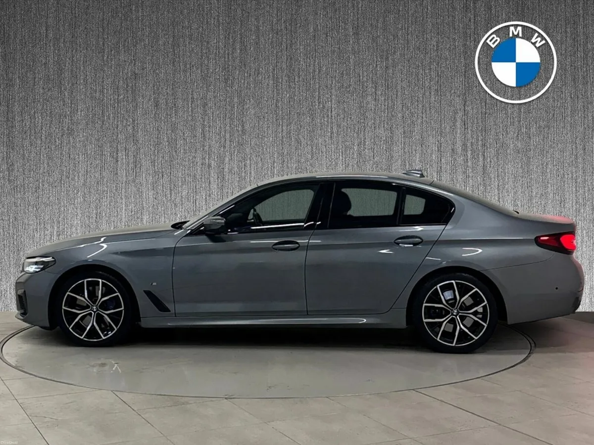 BMW 5-Series 530D xDrive M Sport 4DR AUTO - Image 3
