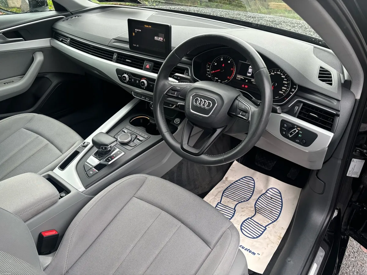 Audi A4 2017 Diesel - Image 4