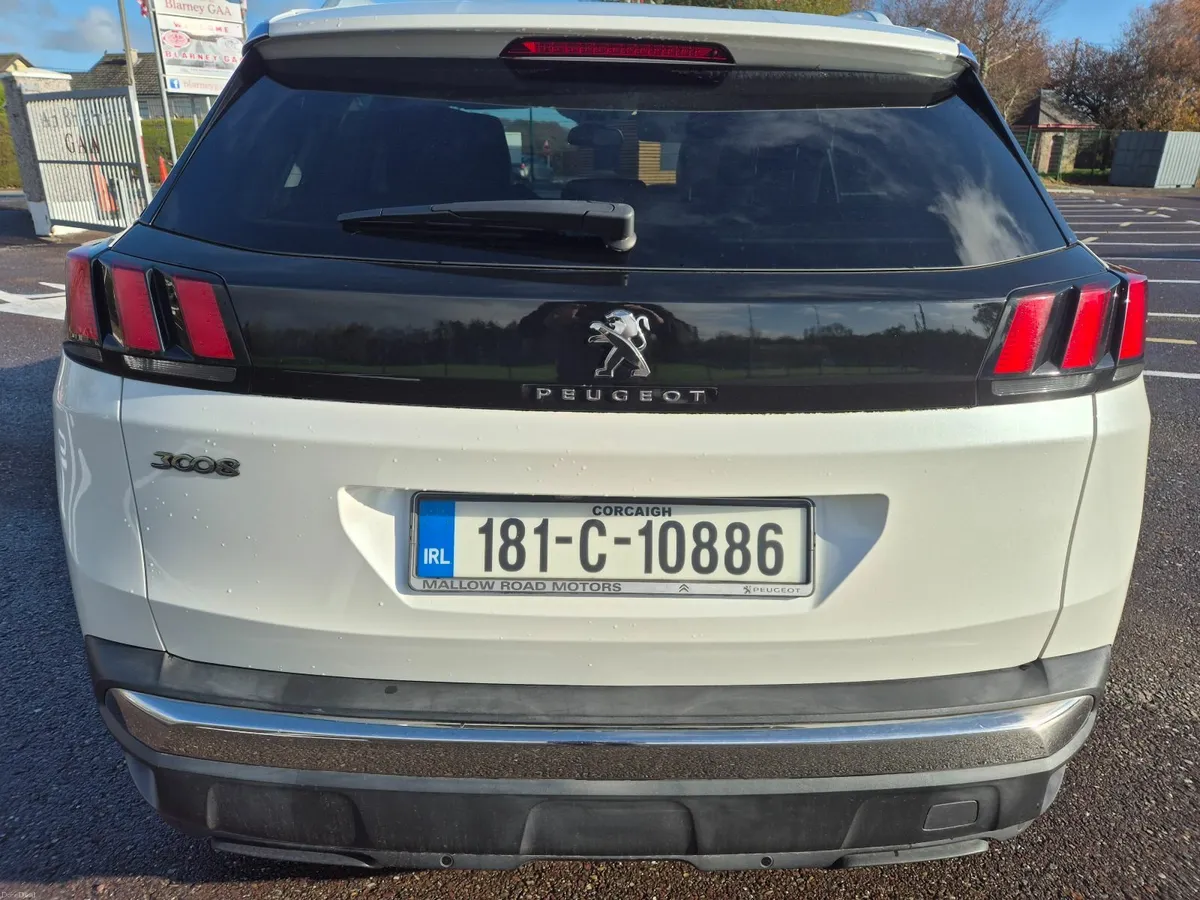 Peugeot 3008 Allure Pearlescent White 1.2 Auto - Image 4