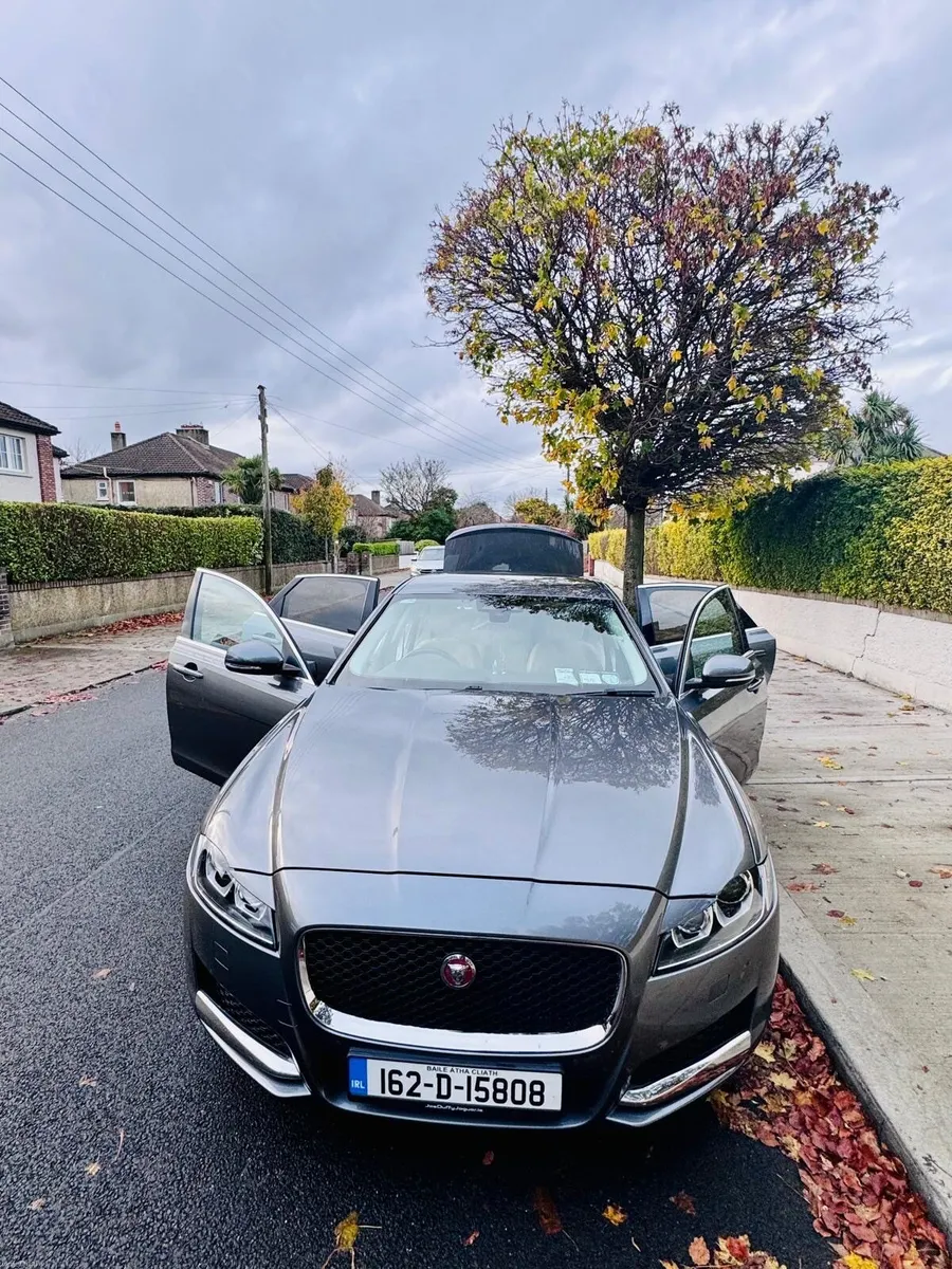 Jaguar XF 2016 - Image 3