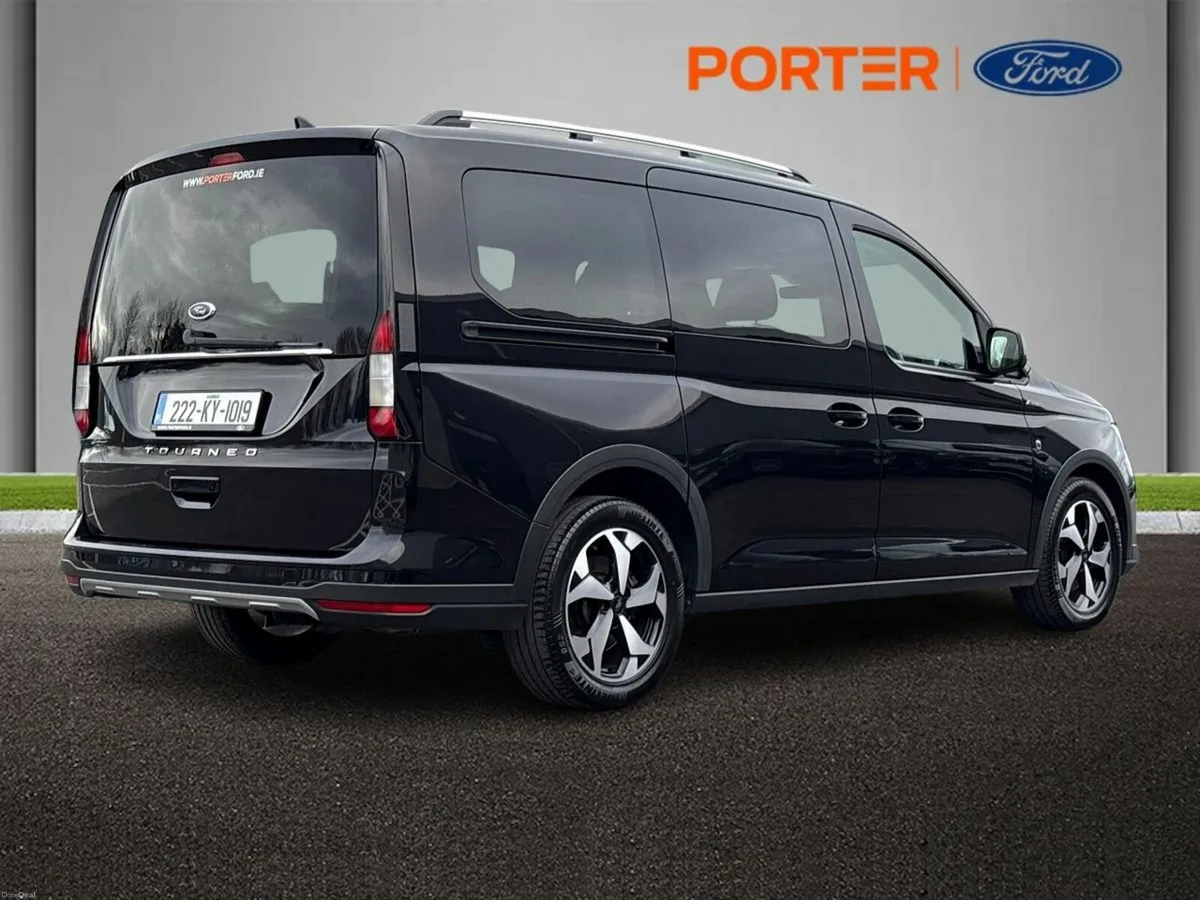Ford Tourneo Connect 1.5L ACTIVE 114PS - Image 3