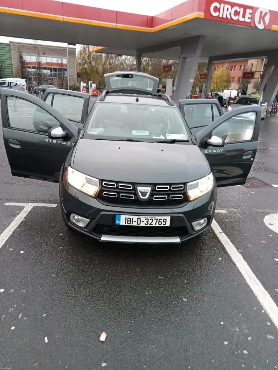 Dacia 2018 : NCT March 2028/ Taxed 12/2026/94km - Image 3