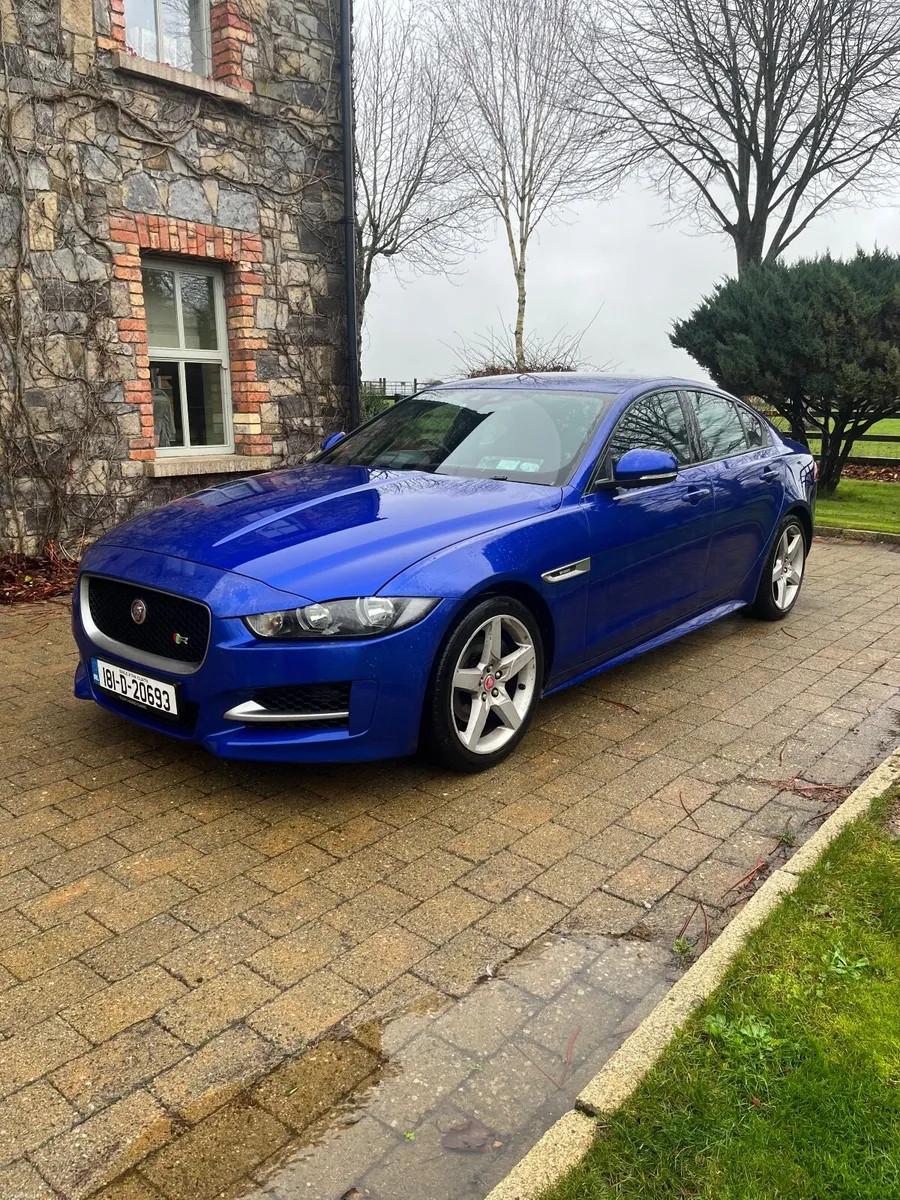 Jaguar XE R-Sport 2018 - Image 1