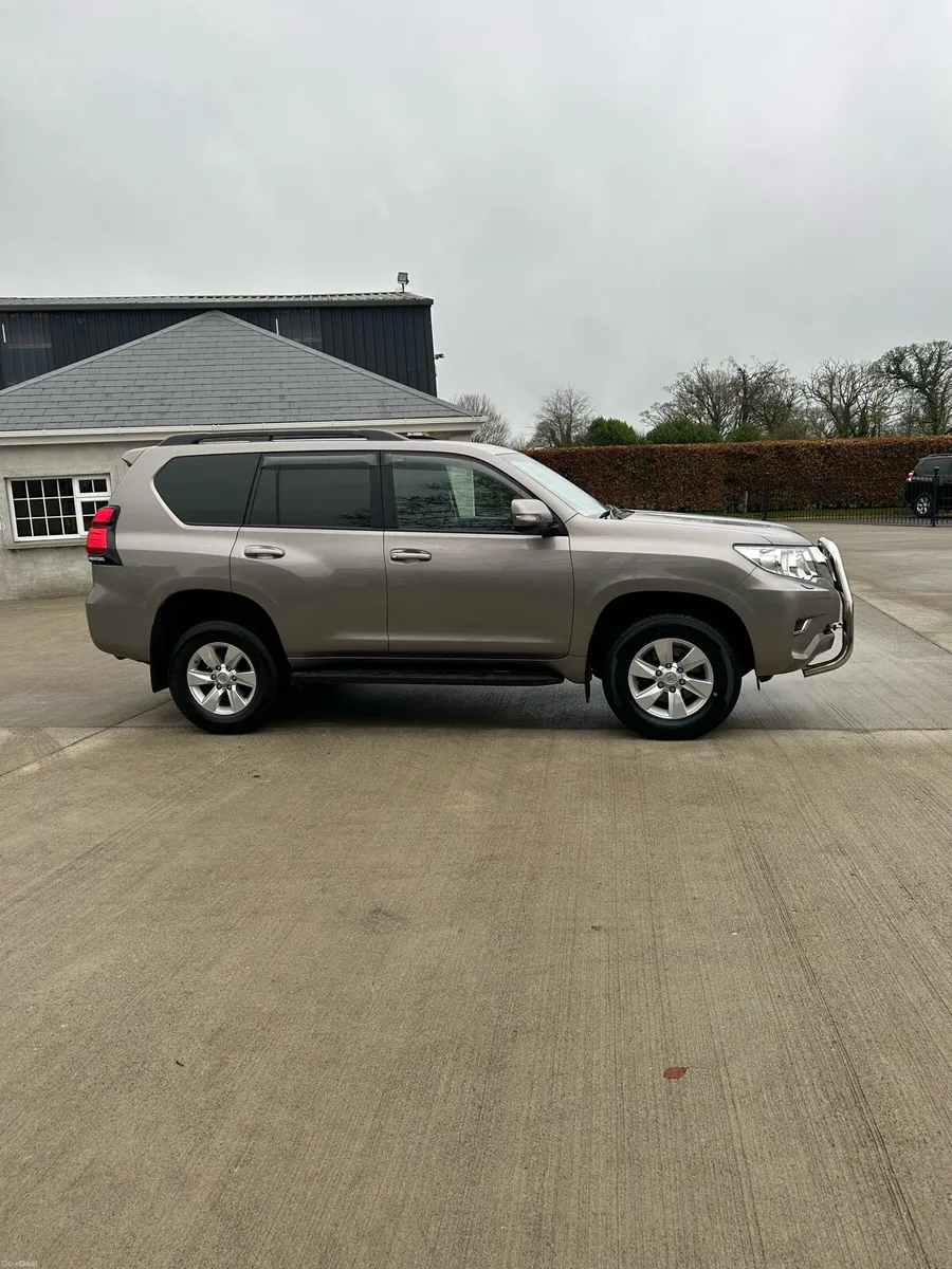 Toyota Landcruiser - Image 1