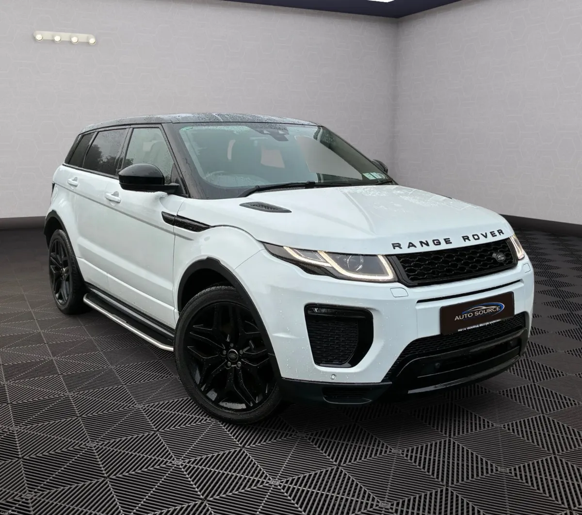 Land Rover Range Rover Evoque Auto *NCT 08-27* - Image 1