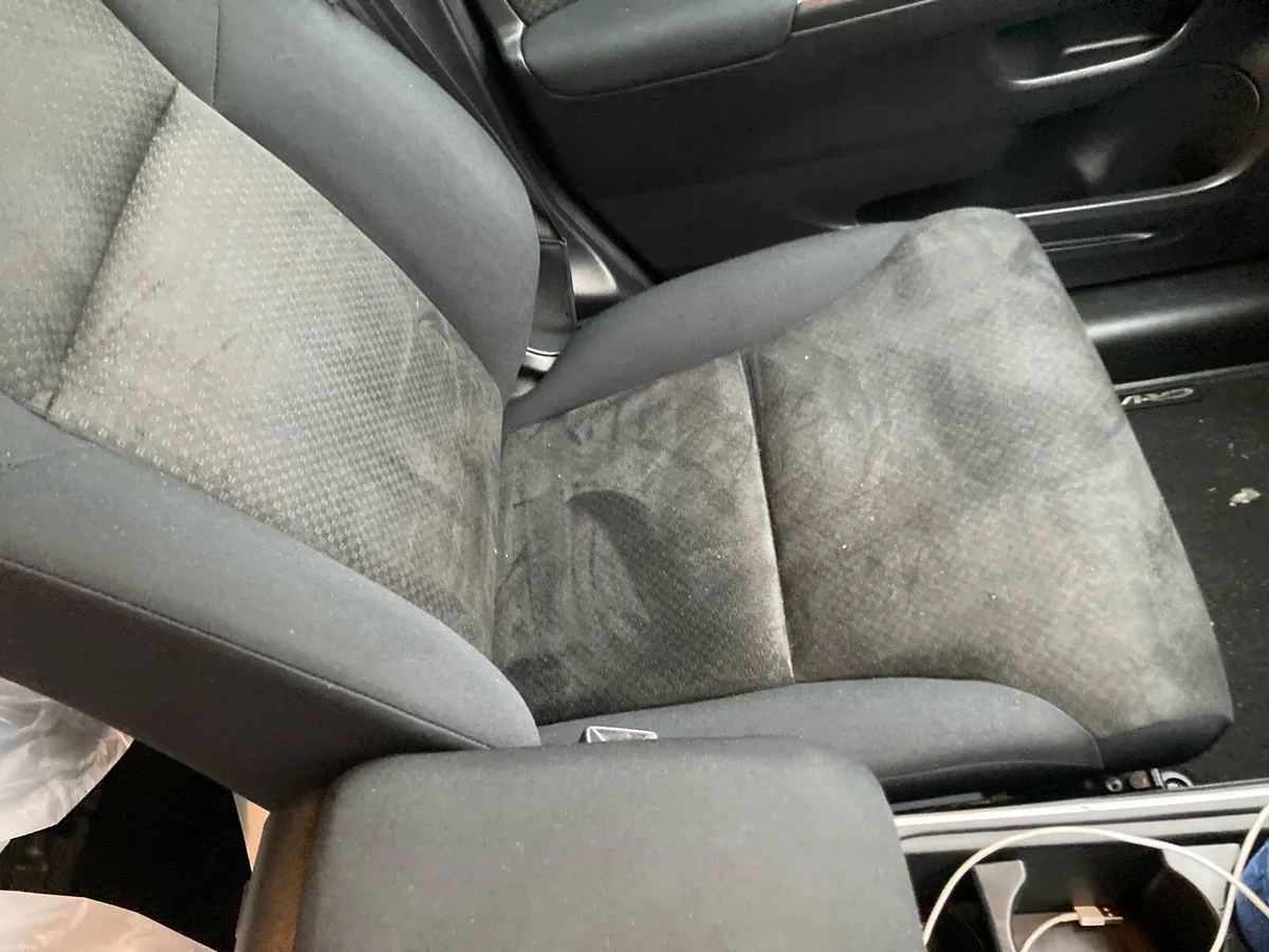 Car for sale - Image 4