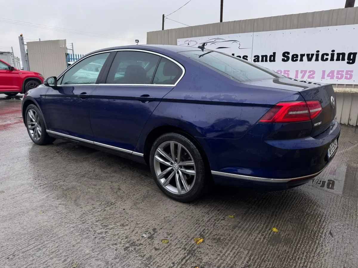 181 VW Passat 1.6TDI DSG AUTO GT HIGHLINE - Image 3