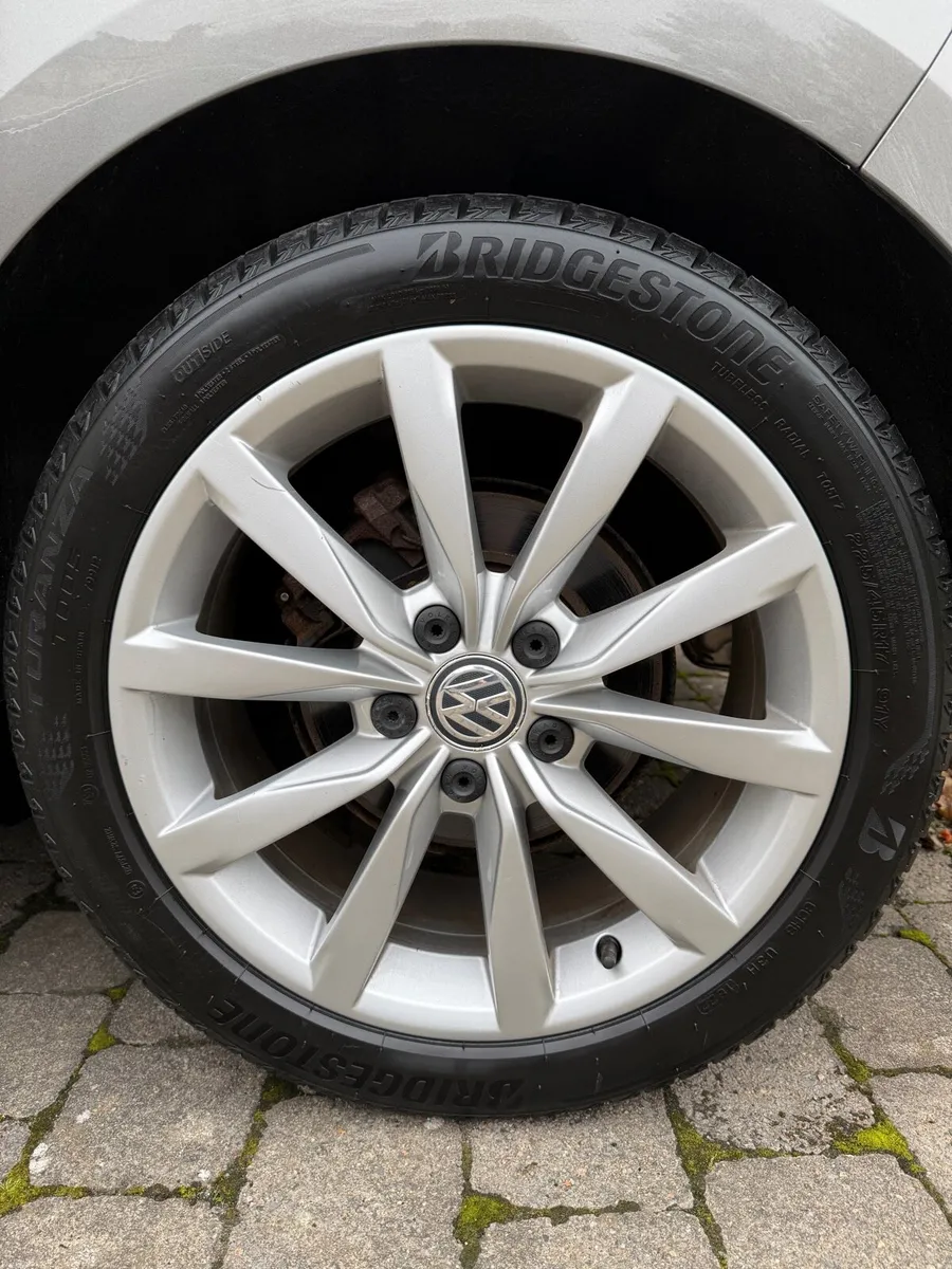 2015 VW Golf Highline - Auto - Full serv Aug + TB - Image 2