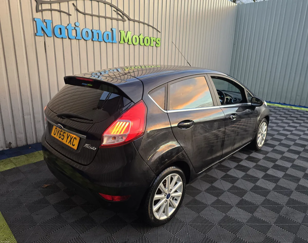 2015 Ford Fiesta TITANIUM 1.0 Petrol - Image 3