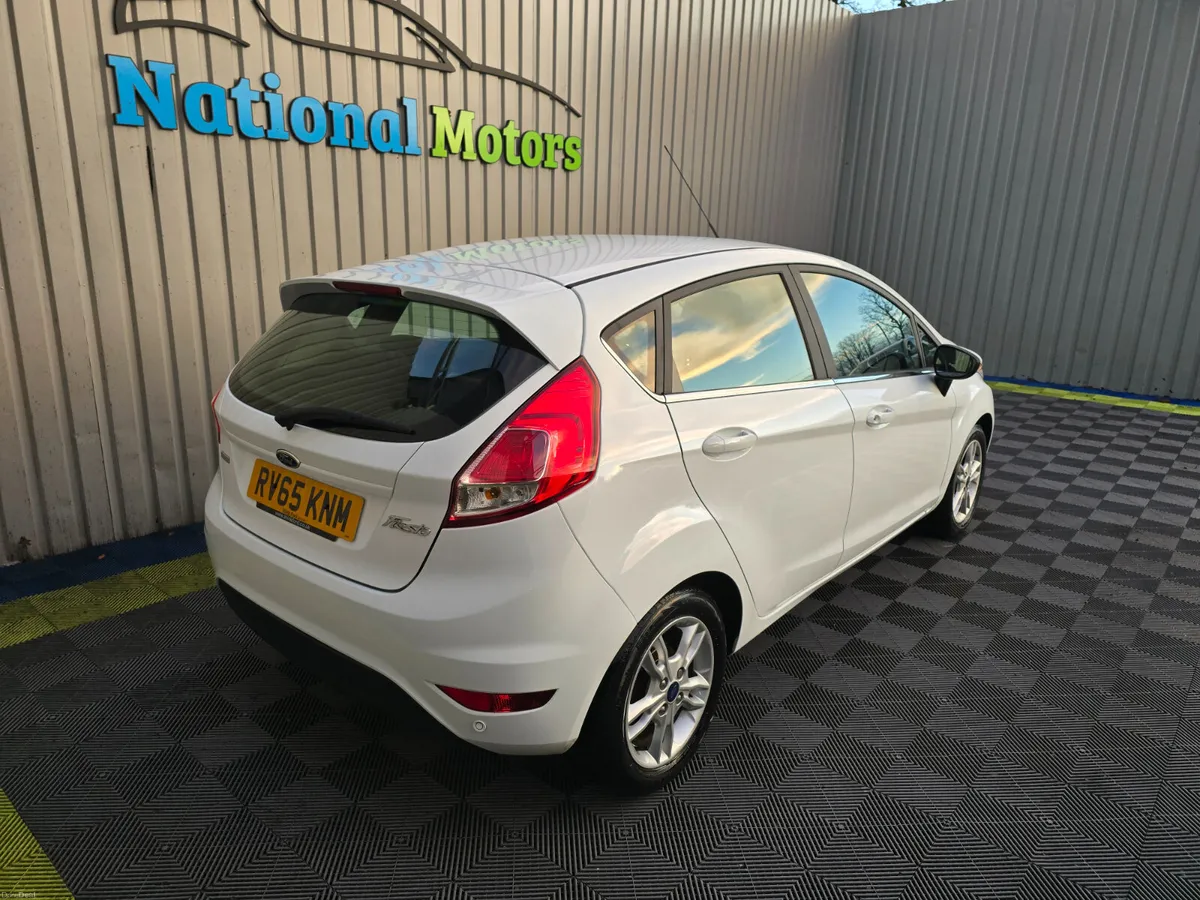 2015 Ford Fiesta 1.0 Petrol Zetec - Image 3
