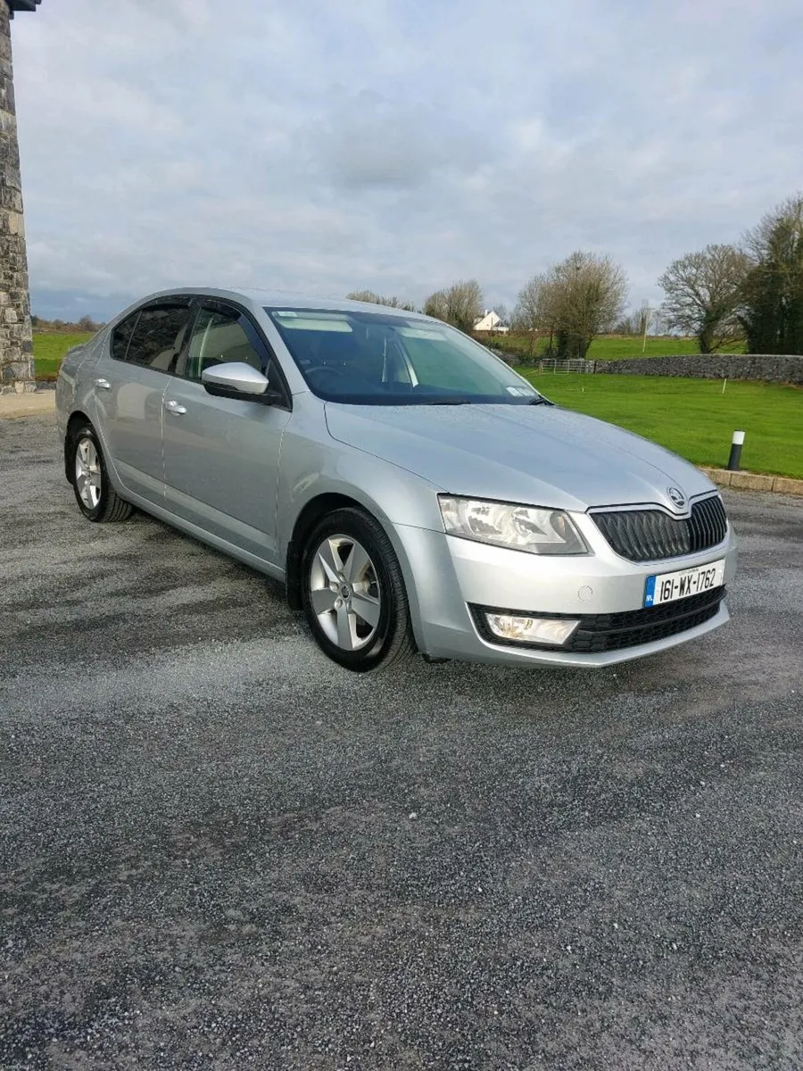 Skoda Octavia - Image 1