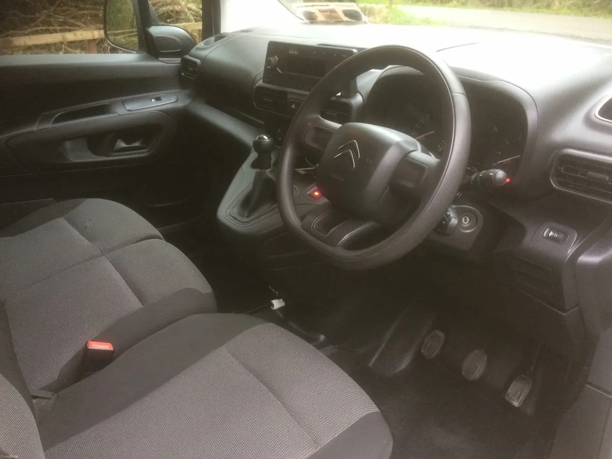 Citroen Berlingo 2021 - Image 4