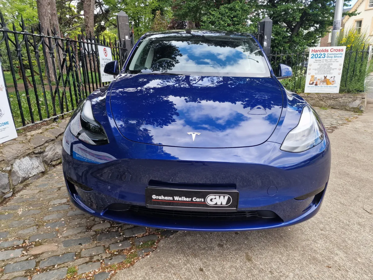 2023 (231) Tesla Model Y RWD - Image 3