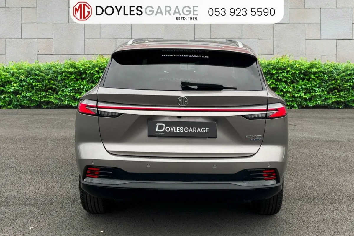 MG HS Plug-in Hybrid EV 2WD Auto Exclusive - Image 4