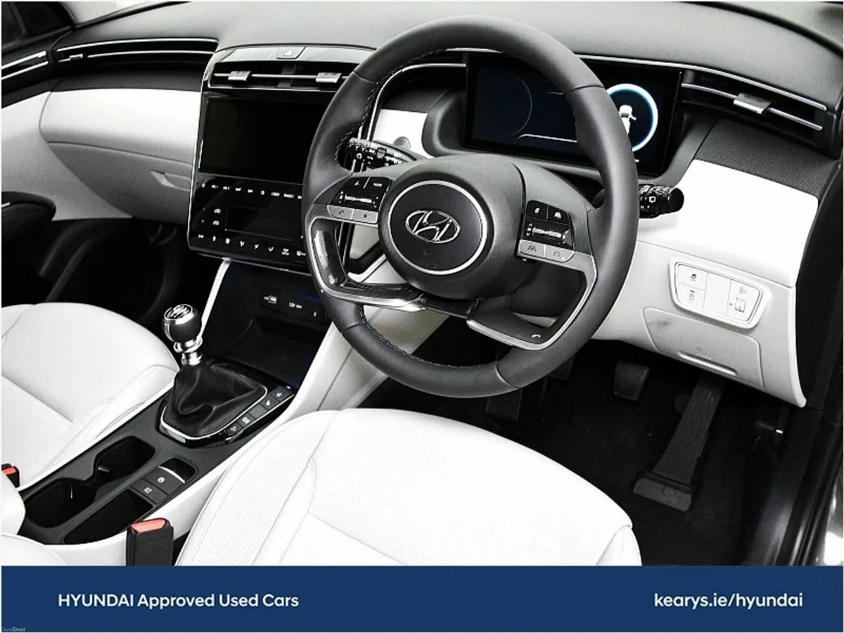 Hyundai Tucson 2WD Executive Plus - Image 6