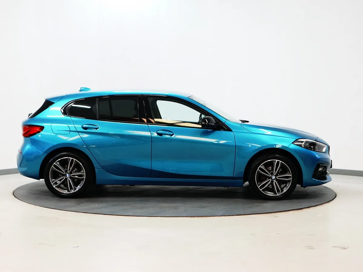 *122* 2022 BMW 1-Series 1.5d sport - Image 3