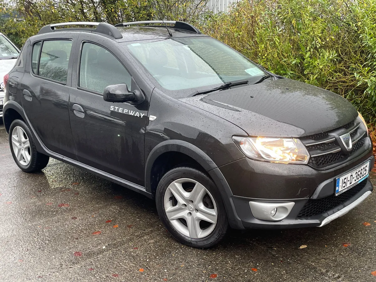 Dacia Sandero Stepway 2015 LOW MILEAGE - Image 1