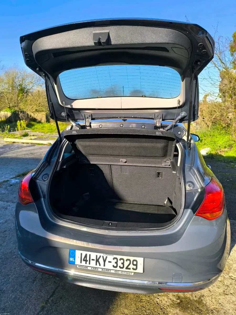 Vauxhall Astra 1.4 Petrol VVTi   ***New NCT*** - Image 4