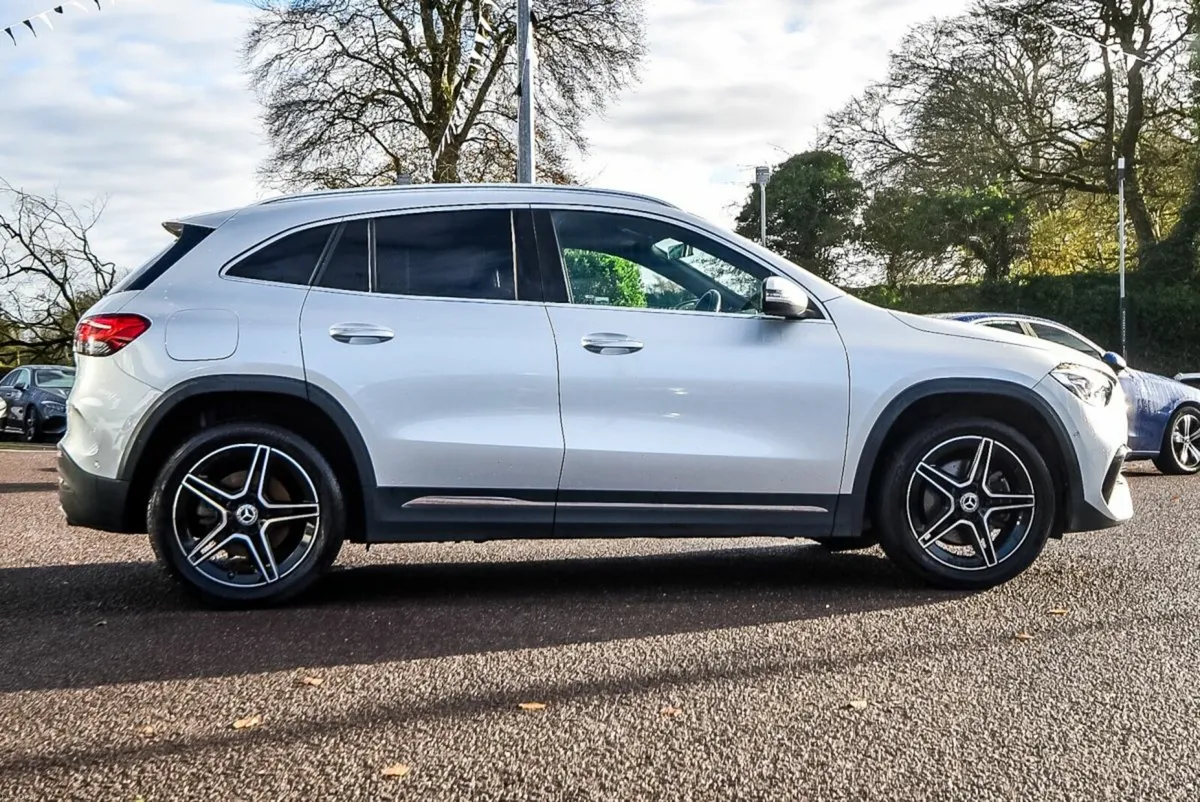 Mercedes-Benz GLA 250e AMG Premium 215bhp Auto - Image 4